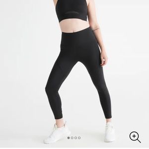 BNWT Knix Leakproof high rise leggings S (bundle with panties!)